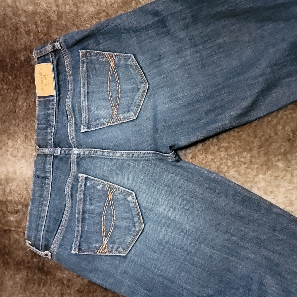Abercrombie and Fitch flare jeans - Picture 4 of 7